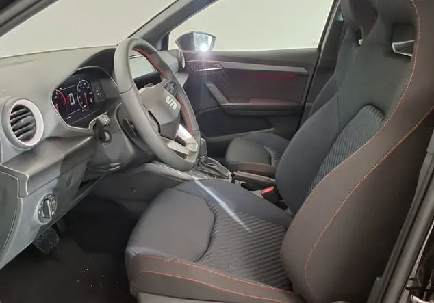 Angebotsdetails Seat Arona Seat Arona FR Black Edition 1.5 TSI 110 kW (150 PS) 7-Gang-DSG Midnight Schwarz Metallic