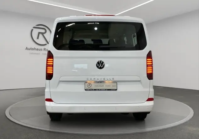 Angebotsdetails Volkswagen T7 Caravelle 2.0 TDI LR Weiß (Candy-Weiß)