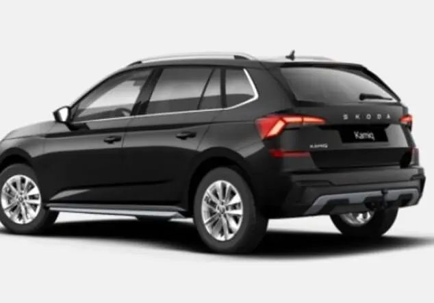 Angebotsdetails Skoda Kamiq Skoda Kamiq Top Selection 1.5 TSI 110 kW (150 PS) 7-Gang-DSG Black Magic Perleffekt