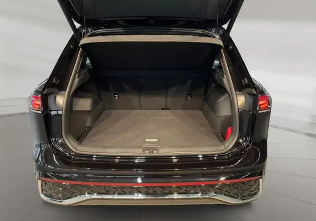 Angebotsdetails Volkswagen Tiguan 1.5 eTSI R-Line ++sofort verfügbar++ Deep black perleffekt