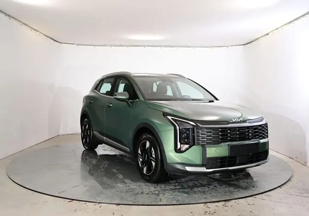 Angebotsdetails Kia Sportage Kia Sportage LX Plus 1.6 T-GDI 110 kW (150 PS) 7-Gang-DCT Experience Grün Metallic