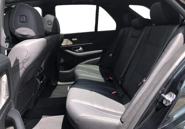 Angebotsdetails Mercedes-Benz GLE 450 4MATIC ++verfügbar ab 27.09.25++ grün metallic smaragdgrün