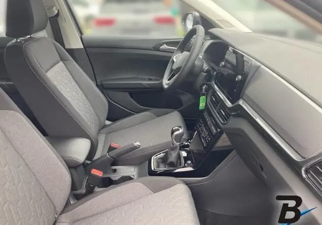 Angebotsdetails Volkswagen T-Cross 1.0 TSI Life RfK NaviVor Schwarz
