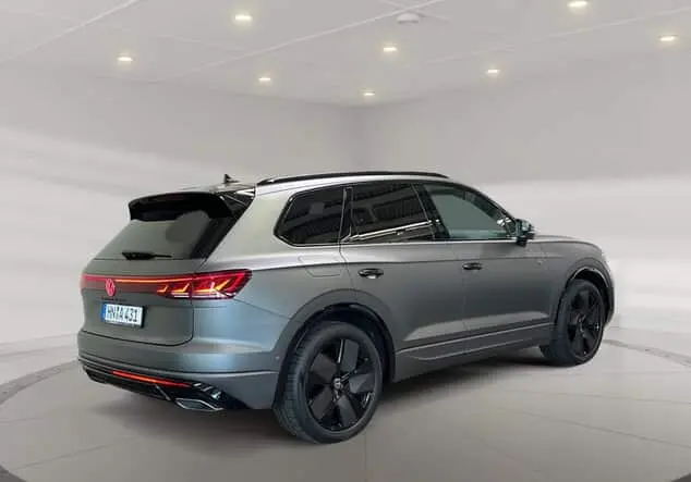 Angebotsdetails Volkswagen Touareg 3.0 V6 TDI R-Line 4Motion ++sofort verfügbar++ Mehrere Farben erhältlich