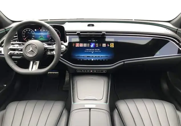 Angebotsdetails Mercedes-Benz E 450 d 4MATIC Limousine ++sofort verfügbar++ Manufaktur lack manufaktur alpingrau uni