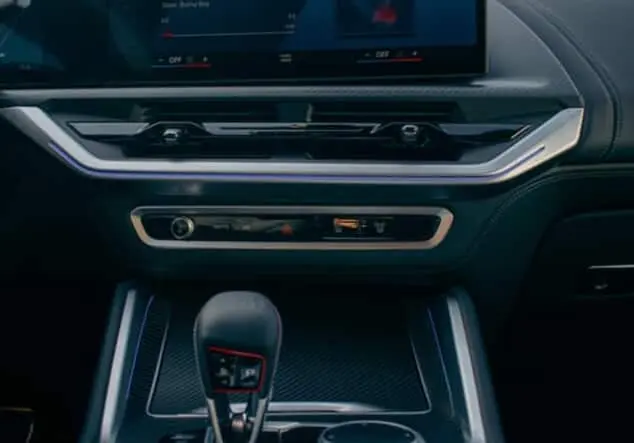 Angebotsdetails BMW XM XM V8 Hybrid Saphirschwarzmetallic