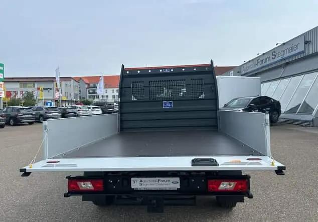 Angebotsdetails Ford Transit Pritsche DOKA V363 350L3 Weiß