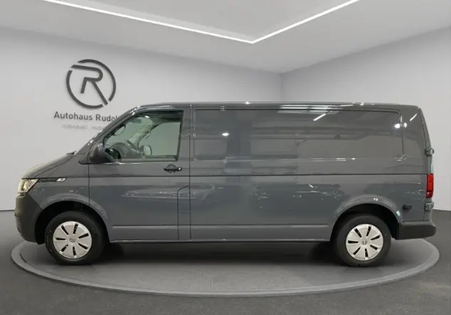 Angebotsdetails Volkswagen T6.1 Kasten 2.0 TDI LR KLIMA Grau (Pure Grey)