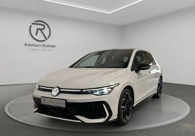 Angebotsdetails Volkswagen Golf VIII 1.5 TSI R-Line 'Black Style' KLIMA WeiÃ (Pure White/Schwarz)