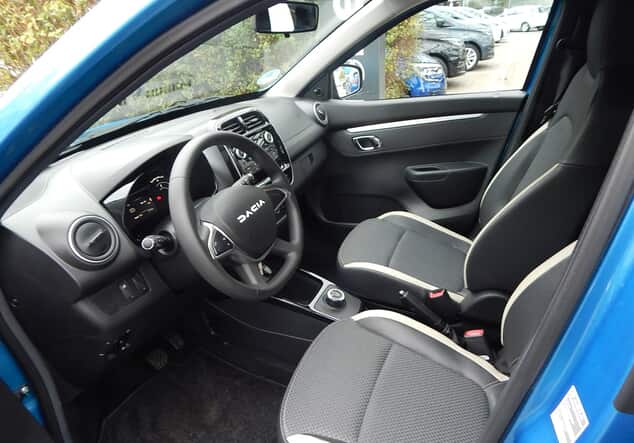 Angebotsdetails Dacia Spring Electric Essential CENOTE-BLAU
