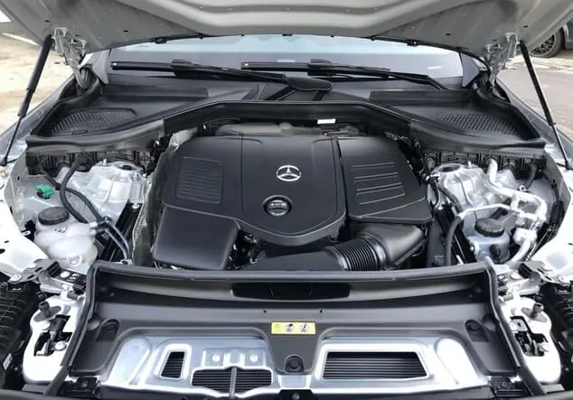 Angebotsdetails Mercedes-Benz GLC 300 e 4MATIC mit EQ Hybrid ++sofort verfügbar++ Manufaktur lack manufaktur alpingrau uni