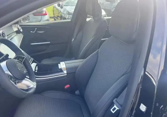 Angebotsdetails Mercedes-Benz C-Klasse C 180 T-Modell AVANTGARDE, Automatikgetriebe 9G-Tronic, aktiver Abstandsassistent, Klimaautomatik, SHZ, Schwarz