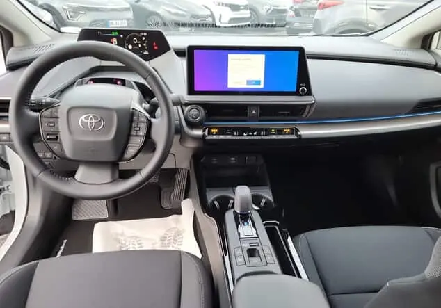 Angebotsdetails Toyota Prius 2.0l Plug-In Hybrid Executive weiß