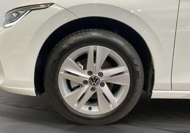 Angebotsdetails Volkswagen Golf VIII Variant 1.5 TSI Life / WeiÃ (Pure White)