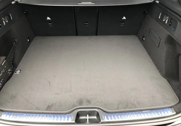 Angebotsdetails Mercedes-Benz GLC Schwarz-Lack obsidianschwarz