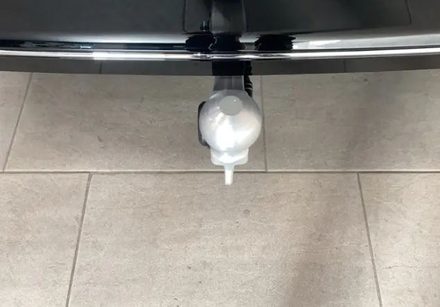 Angebotsdetails Volkswagen Passat Variant B9 2.0 TDI Elegance KLIMA Grau (Diabasgrau Metallic)