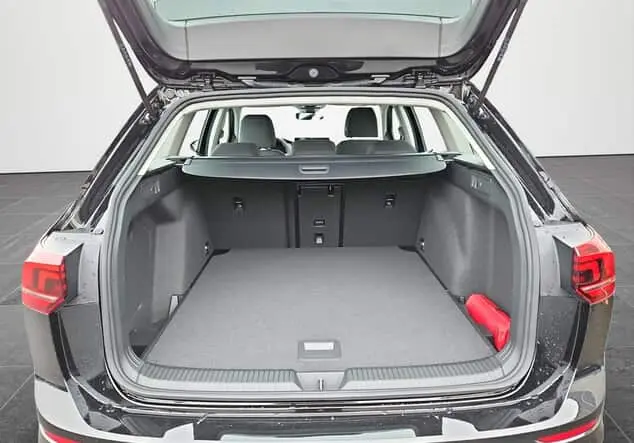 Angebotsdetails Volkswagen Golf Golf Variant Life 2,0 l TDI SCR 85 kW (116 PS) Grenadillschwarz Metallic