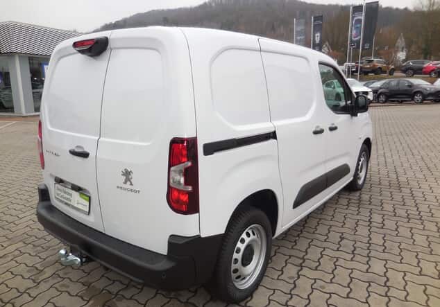Angebotsdetails Peugeot Partner KW L1 BlueHDi 100*AHK-Kamera-Klima* Eisweiß
