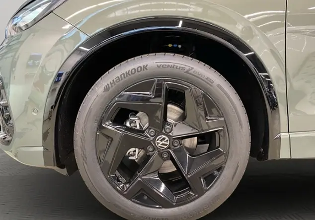 Angebotsdetails Volkswagen Tiguan III R-Line 1.5 eTSI KLIMA NAVI AL GrÃ¼n (Cipressino-GrÃ¼n Metallic)