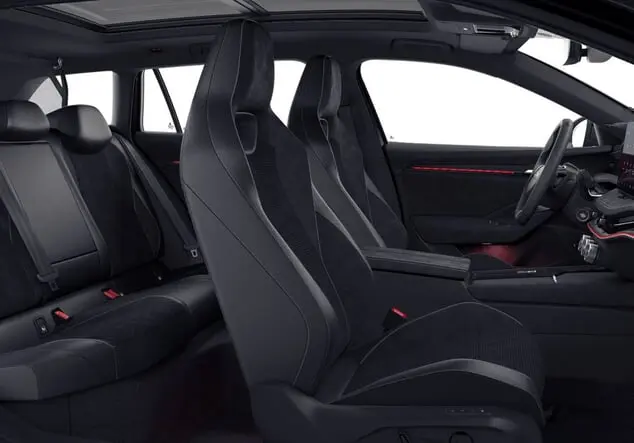 Angebotsdetails Skoda Superb Skoda Superb Combi Sportline 2.0 TSI 195 kW (265 PS) 7-Gang-DSG Onyx-Schwarz Metallic