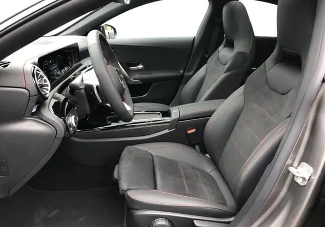 Angebotsdetails Mercedes-Benz CLA 200 Coupe AMG-Line Grau-Lack mountaingrau