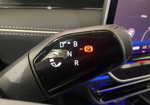 Angebotsdetails Volkswagen ID.7 Pro S 210 kW (286 PS) 86 kWh KLIMA NAVI Schwarz (Grenadillschwarz Metallic)