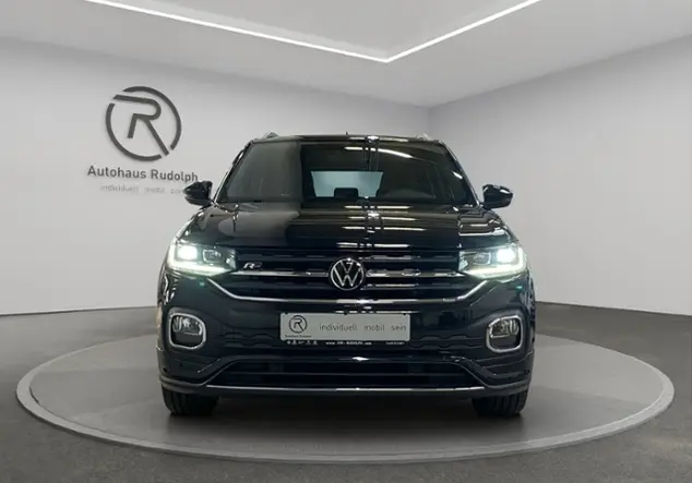 Angebotsdetails Volkswagen T-Cross 1.5 TSI R-Line / RFK Schwarz (Deep Black Perleffekt)