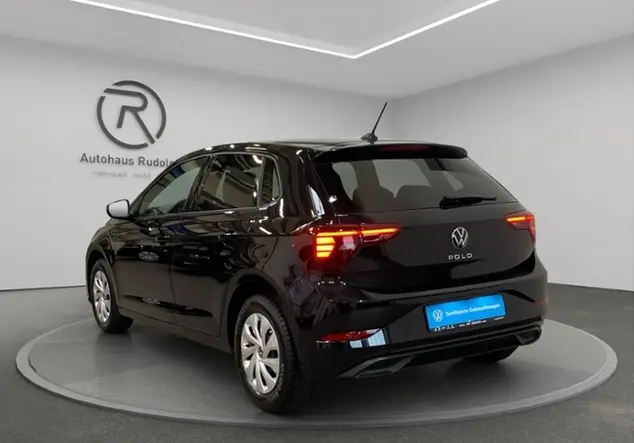 Angebotsdetails Volkswagen Polo 1.0 TSI Life / Schwarz (Deep Black Perleffekt)