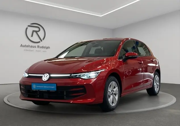 Angebotsdetails Volkswagen Golf VIII 1.5 eTSI Life / RFK Rot (Kings Red Metallic)