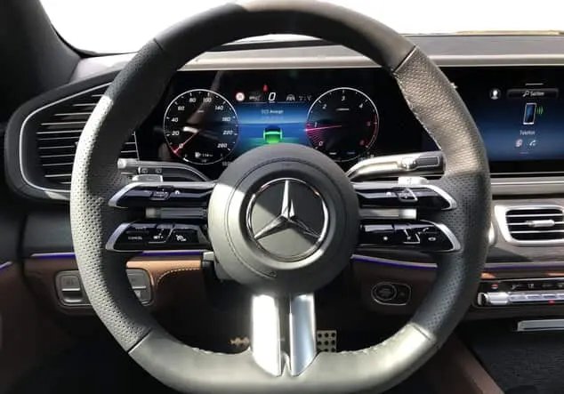 Angebotsdetails Mercedes-Benz GLS 450 d 4MATIC +MBUX+AMG+Wide+Navi+Burm+Pano WeiÃ manufaktur lack manufaktur opalithweiÃ bright