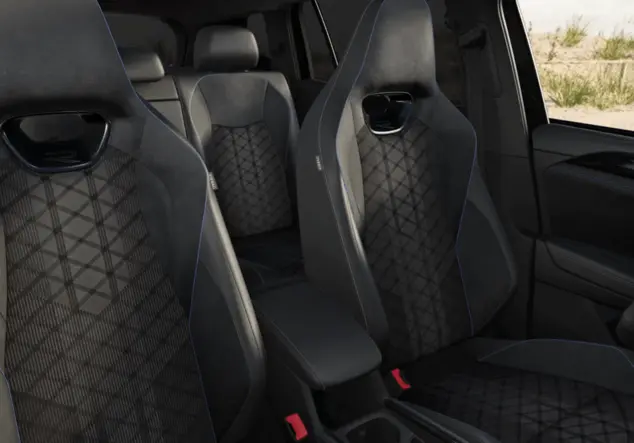 Angebotsdetails Volkswagen Tayron Volkswagen Tayron 2.0 TDI R-Line 4Motion Grenadillschwarz Metallic