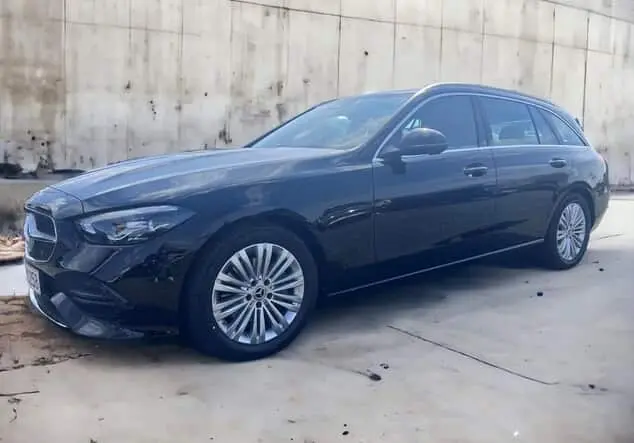 Angebotsdetails Mercedes-Benz C-Klasse C 180 T-Modell AVANTGARDE, Automatikgetriebe 9G-Tronic, aktiver Abstandsassistent, Klimaautomatik, SHZ, Schwarz