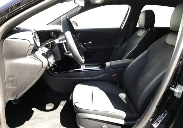 Angebotsdetails Mercedes-Benz A 220 d Limousine ++sofort verfügbar++ Metalliclack kosmosschwarz