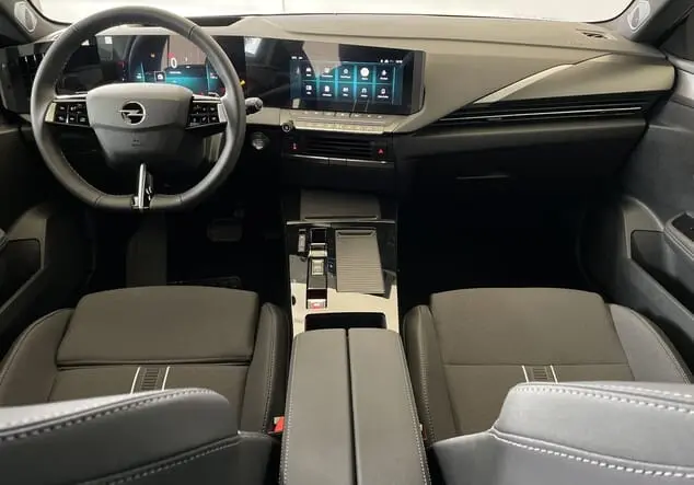 Angebotsdetails Opel Astra Opel Astra GS 1.2 Turbo 96 kW (130 PS) 8-Gang Automatikgetriebe Karbon Schwarz Metallic