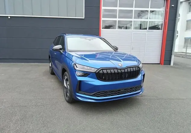 Angebotsdetails Skoda Kodiaq Skoda Kodiaq Sportline 2.0 TDI 142 kW (193 PS) 7-Gang-DSG Race-Blau Metallic