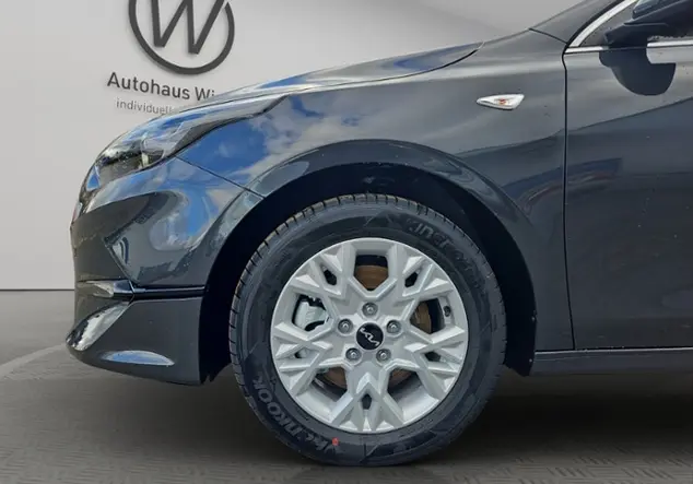 Angebotsdetails Kia Ceed Sportswagon Vision Grau ((H8G) DARK PENTA METAL M)