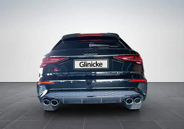 Angebotsdetails Audi S3 Audi S3 Sportback TFSI 228 (310) kW (PS) S tronic Mythosschwarz Metallic