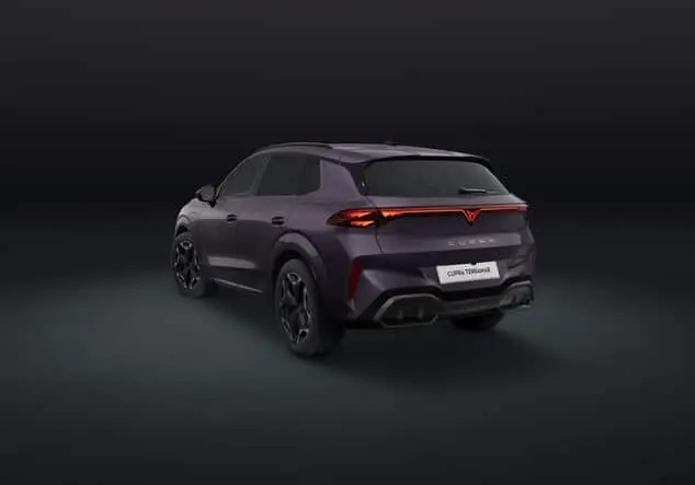 Angebotsdetails Cupra Terramar Cupra Terramar e-HYBRID 1.5 e-HYBRID 150 kW (204 PS) 6-Gang-DSG 150.00 kW (204 PS) Dark Void