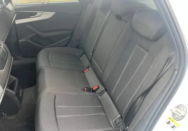 Angebotsdetails Audi A4 2.0 16V TFSI S tronic Ibisweiß