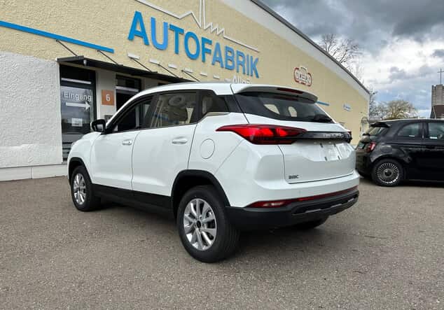 Angebotsdetails BAIC X35 FASHION 1.5T 6MT 2WD PDC+KLIMA+BT Weiß