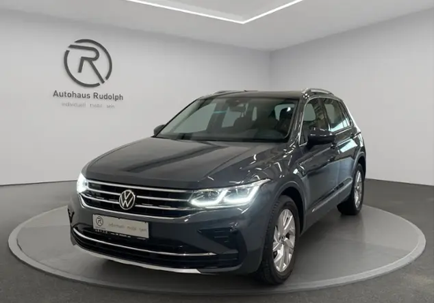 Angebotsdetails Volkswagen Tiguan 2.0 TSI 4Motion Elegance / K Grau (Delfingrau Metallic)