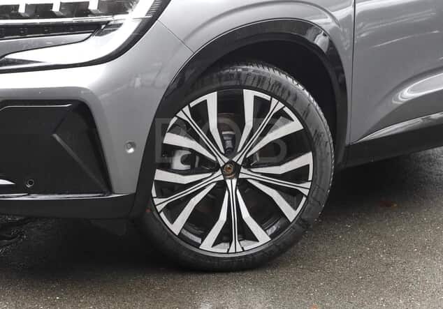 Angebotsdetails Renault Espace 6 Iconic Full Hybrid 200 NAVI Dolomit-Grau (Grau)