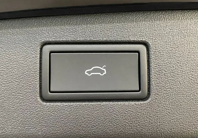 Angebotsdetails Volkswagen Tiguan III Life 1.5 eTSI KLIMA ALU Schwarz (Grenadillschwarz Metallic)