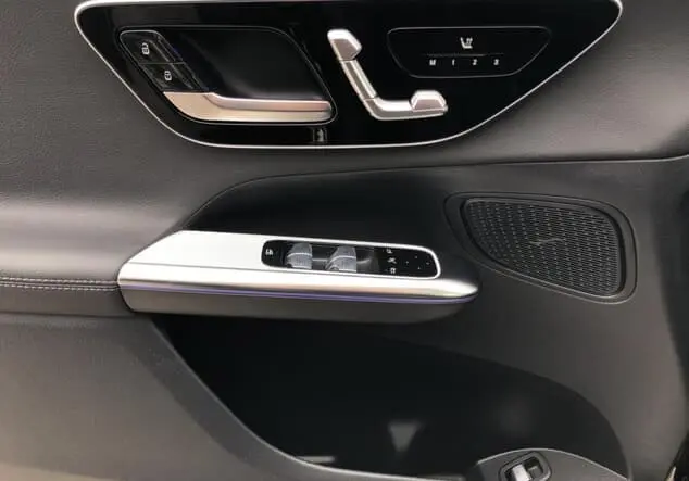 Angebotsdetails Mercedes-Benz GLC 200 d 4MATIC Coupé ++sofort verfügbar++ Schwarzlack obsidianschwarz