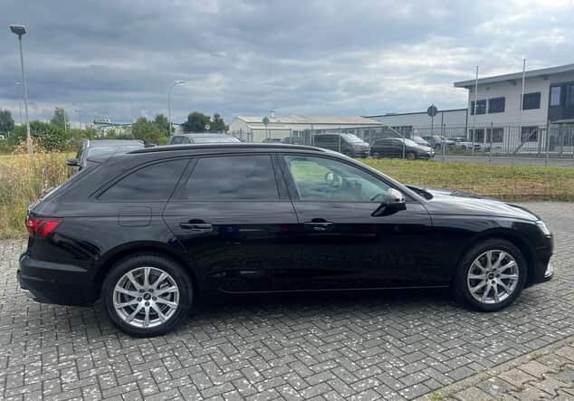 Angebotsdetails Audi A4 35 TFSI - - Weiß