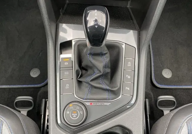Angebotsdetails Volkswagen Tiguan R 2.0 TSI 4Motion 'Black Style' Grau (Delfingrau Metallic)