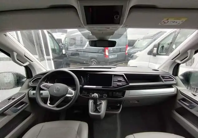Angebotsdetails Volkswagen T6.1 California 6.1 Ocean 2,0l Indiumgrau Metallic Dach Schwarz