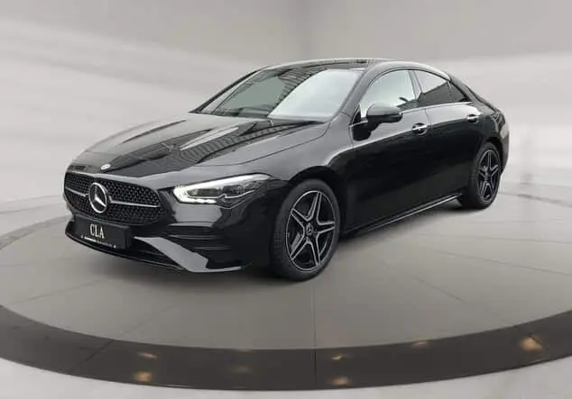 Angebotsdetails Mercedes-Benz CLA 200d Coupe Night-Paket Schwarz-Lack kosmosschwarz