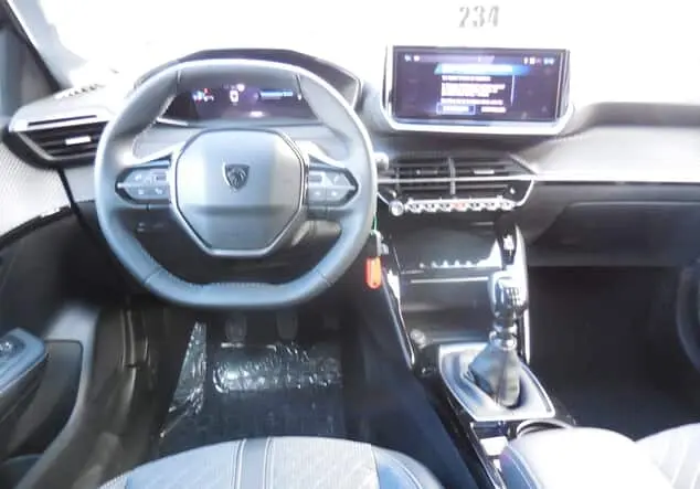 Angebotsdetails Peugeot 208 Allure Benzin 100*Sitzheizung-PDC* Okenitweiß