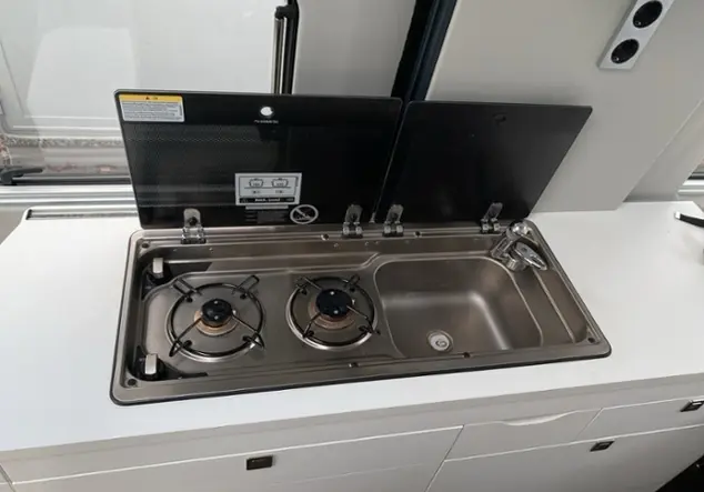 Angebotsdetails Volkswagen Grand California California 680 2.0 TDI / RFK Grau (Indiumgrau Metallic)